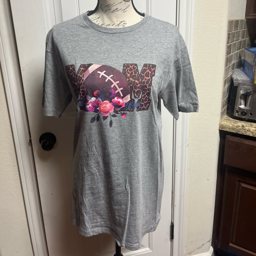 Football “MOM” Decor T-shirt